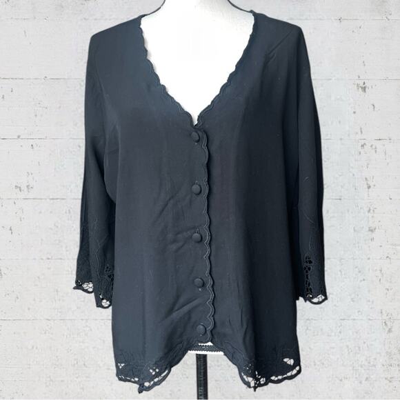 Soft Surroundings Black Half Moon Bay Size XL
Embroidered Lace Boho Whimsigoth - Picture 1 of 13